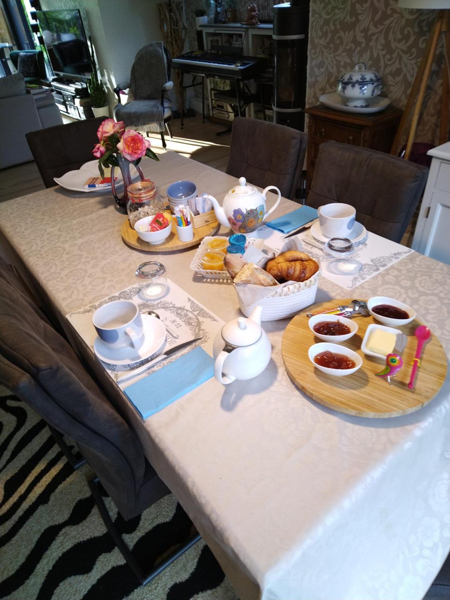 Chez Helene Bed & Breakfast Saint-Coulomb Exterior foto